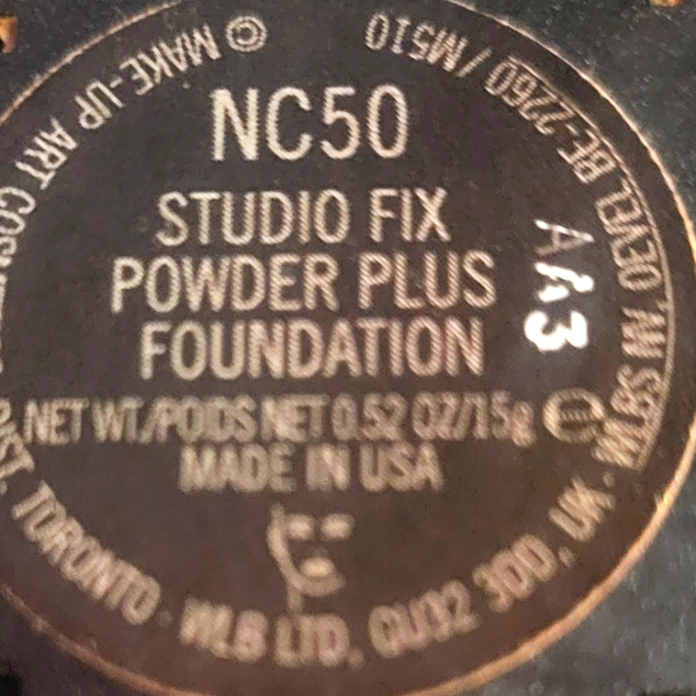 NC50 MAC STUDIO FIX Foundation